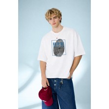 Caddekombin Erkek Modern Cyberpunk Stil Parmak Izi Baskılı Beyaz T-Shirt