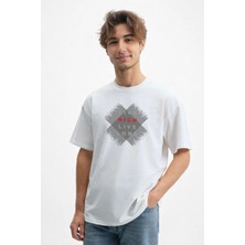 Caddekombin Erkek Live Rich Live Long Yazı Baskılı 100 Yüz Pamuk Beyaz T-Shirt