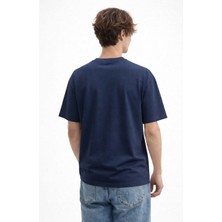 Caddekombin Erkek Modern Dalga Nakışlı 100 Yüz Pamuk Lacivert T-Shirt