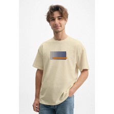 Caddekombin Erkek Cizgi Baskılı 100 Yüz Pamuk Bisiklet Yaka Bej T-Shirt