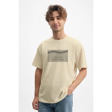 Caddekombin Erkek Modern Dalga Nakışlı 100 Yüz Pamuk Bej T-Shirt