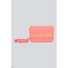 Love Moschino Kadın Deri Üzeri Logo Desenli Fermuar Kapamalı Iç Bölmeli Mercan Omuz Çantası JC4023PP1MKD0-464
