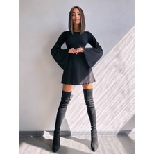 Les Séduisantes C.A. Dalgıç Kaşkorse Kumaş Kolları Geniş Sırttan Çapraz Bağlamalı Elbise