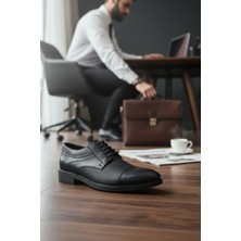 Enoch Erkek Hakiki Deri Klasik Ayakkabı Brogue Detaylı ve Dokulu Saya Tasarımlı Bağcıklı Model