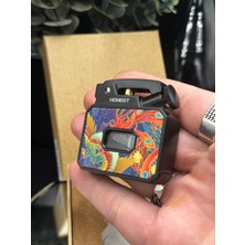 Nikaş Orijinal Kutulu Yandan Basmalı Tasarım Honest Benzinli Çakmak - Premium Koleksiyon