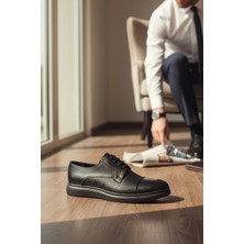 Enoch Erkek Siyah Hakiki Deri Klasik Ayakkabı Mikro Perfore Detaylı Saya ve Comfort Tabanlı Bağcıklı Model