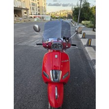 Motocam Küba Grace 50 125 Ön Cam 2023-2025 Model 37CM Siyah Renkli Elcikli Aparatsız