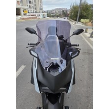 Motocam Yamaha Xmax Techmax Ön Cam 2025 Model 63CM Füme Renkli 4mm Asansörlü
