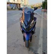 Motocam Kymco Downtown 250I Ön Cam 2016-2025 Model 61CM Füme Renkli 4mm Orijinal Boylu