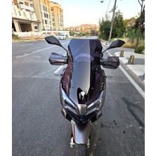 Motocam Qj Atr 125 Ön Cam 2023-2025 Model 55CM Siyah Renkli 4mm Kısa Cam