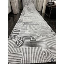 Nesrin Jel Kaymaz Taban Kesme Halı Yolluk Krem Siyah Şekilli Makinede Yıkanabilir