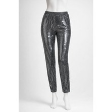 Siyah Payetli Şalvar Pantolon – Parlak Kare Payet, Lastikli Bel ve Paça, Rahat Kesim Kadın Parti Pantolonu