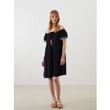 Lc Waikiki Yeni Sezon Kayık Yaka Püskül Detaylı Kadın Plaj Elbisesi