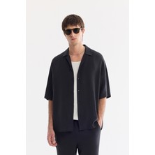 AVVA Erkek Siyah Apaj Yaka Nefes Alan Soft Touch Kısa Kollu Oversize Fit Gömlek A61Y2006