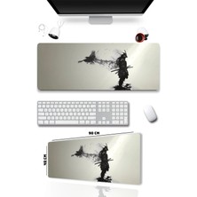 Sonic Touch SonicTouch Kuzgun ve Samuray Dikişsiz Xxl Gamer Oyuncu Masaüstü Siyah Beyaz Klavye Mouse Pad 40x90Cm