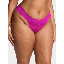 Victoria's Secret Bağcık Detaylı Dantelli Tanga