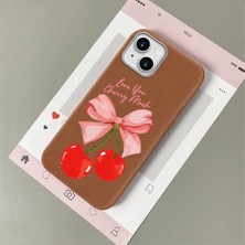 HONTINGA iPhone 13 ile Uyumlu Kılıfı Deri Dokusu Anti Düşme Yumuşak Silikon Telefon Kılıfı Vişne Desen K7-3083