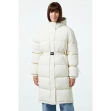 Lacoste Womens Down Fill Jacket Sabit Kapüşonlu Kaz Tüyü Kadın Parka Krem