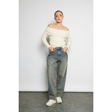 Nisan Triko Madonna Yaka Triko Kazak