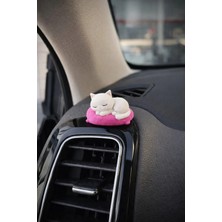 Shhobi Pembe Yastık Üzerinde Uyuyan Sevimli Mini Kedi Torpido Süsü – Araba Içi Dekoratif Torpido Aksesuar