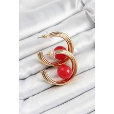 Eco Lounge Pirinç Gold Renk Halka Model Kırmızı Boncuk Detay Kadın Küpe