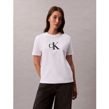 Calvin Klein Kısa Kollu Payetli Ck Grafikli Kadın Beyaz T-Shirt LV044E215G-YAA