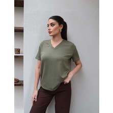 Esra Helvacı Haki V Yaka Düz Orj Tshirt
