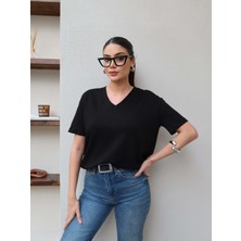 Esra Helvacı Siyah V Yaka Düz Orj Tshirt