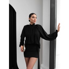 Esra Helvacı Dik Yaka Vatkalı Bluz Etek Takım