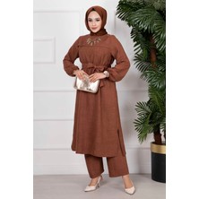 Md Yanları Yırtmaçlı İkili Tesettür Takım Kahve