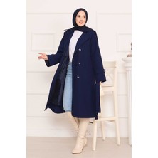 Md Arkası Düğme Detaylı Seyyar Kuşaklı Tesettür Trençkot Lacivert