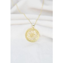 Kadın 925 Ayar Gümüş Lotus Çiçeği Madalyon Gümüş Kolye