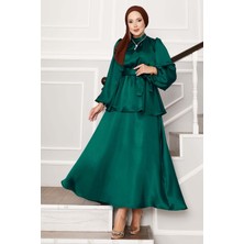 Md Beli Büzgülü Kuşak Detaylı Saten Etekli Takım Zümrüt