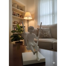 Boşluktaki Denge Temalı Dekoratif Biblo