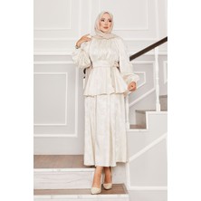 Md Seyyar Kuşaklı Beli Büzgülü Jakar İkili Takım Krem