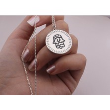 925 Ayar Gümüş Fatma Ana Modeli Kolye