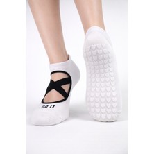 Carnaval Socks Beyaz Renkli Pilates & Yoga Silikonlu Kazymaz Tabanlı Patik Çorap