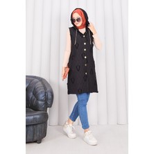 Md Kapüşonlu Düğmeli Tesettür Kapitone Yelek Siyah