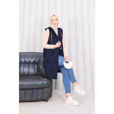 Md Kapüşonlu Düğmeli Tesettür Kapitone Yelek Lacivert