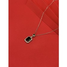 Zümrüt Taşlı Gümüş Kolye