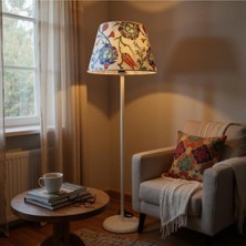 Normadia Şık Desenli Konik Şapkalı Ayaklı Modern Lambader, Ev Dekorasyonuna Zarif Dokunuş