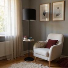 Normadia Modern Siyah Ayaklı Lambader ile Şıklık ve Işık Katın