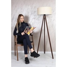 Normadia Krem Rengi Ahşap Ayaklı Modern Lambader, Şık ve Kullanışlı Tasarım