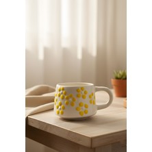 YasBey Design El Yapımı Sarı Papatya Çilek Desenli Seramik Kupa Bardak