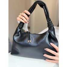 Asl Woman Gold Detaylı Yumuşak Dokulu Siyah Omuz Çantası