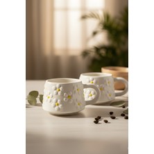 YasBey Design El Yapımı 2’li Beyaz Papatya Desenli Seramik Kupa Bardak