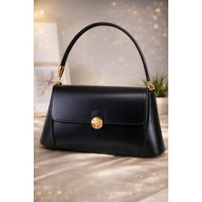 Kadın Siyah El ve Omuz Çantası – Gold Detaylı Zamansız Premium Tasarım