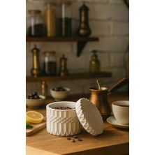 Skygo Kristal Kapaklı Dekoratif Kutu – Modern & Zarif Tasarım