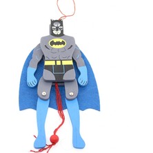 DS LLC Ieg ™ Ahşap Sallanan Batman Figürü DSLLCRS-IEGK34