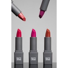 Skygo Yoğun Renk Veren Uzun Süre Kalıcı Nemlendirici Kadifemsi Mat Ruj - Matte Lipstick 404 Warm Caramel